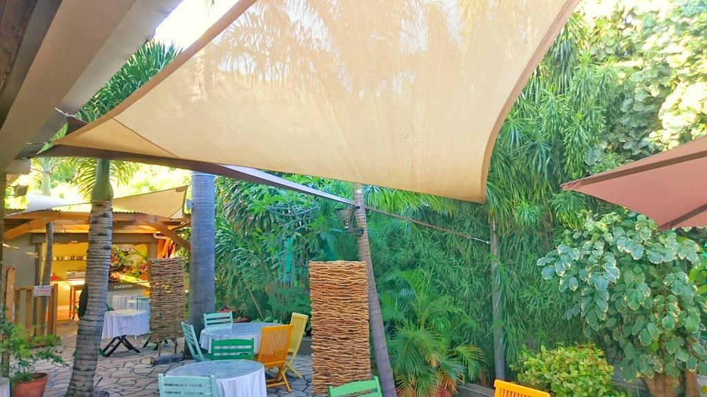 Hotel Ylang Ylang Сен Жилс ле Бен Екстериор снимка